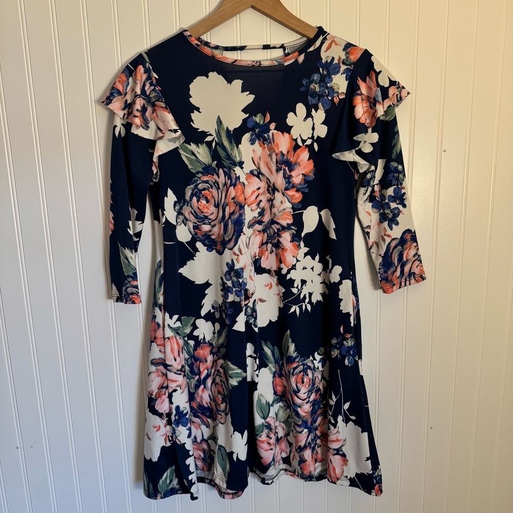 Annabelle Womens Floral 3/4 Sleeve Dress with Ruffled Shoulders & Pockets Size S